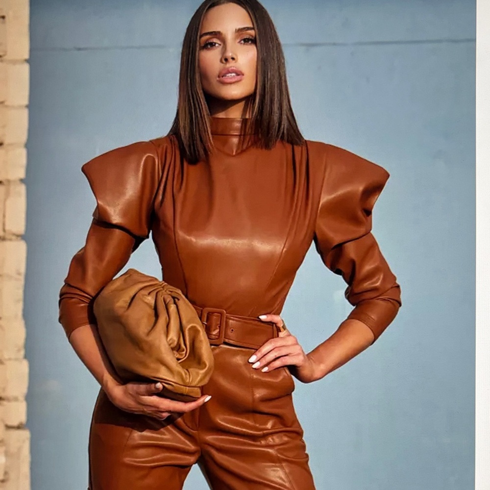 INC CULPOS, Faux Leather Exaggerated sleeve Bodysuit - Picture 10 of 13